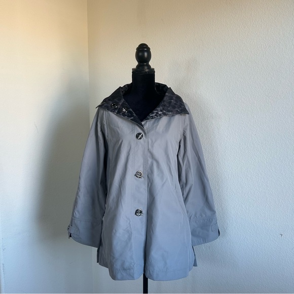 Neyelle Jackets & Blazers - Vintage Toggle Clasp Grey Rain Coat